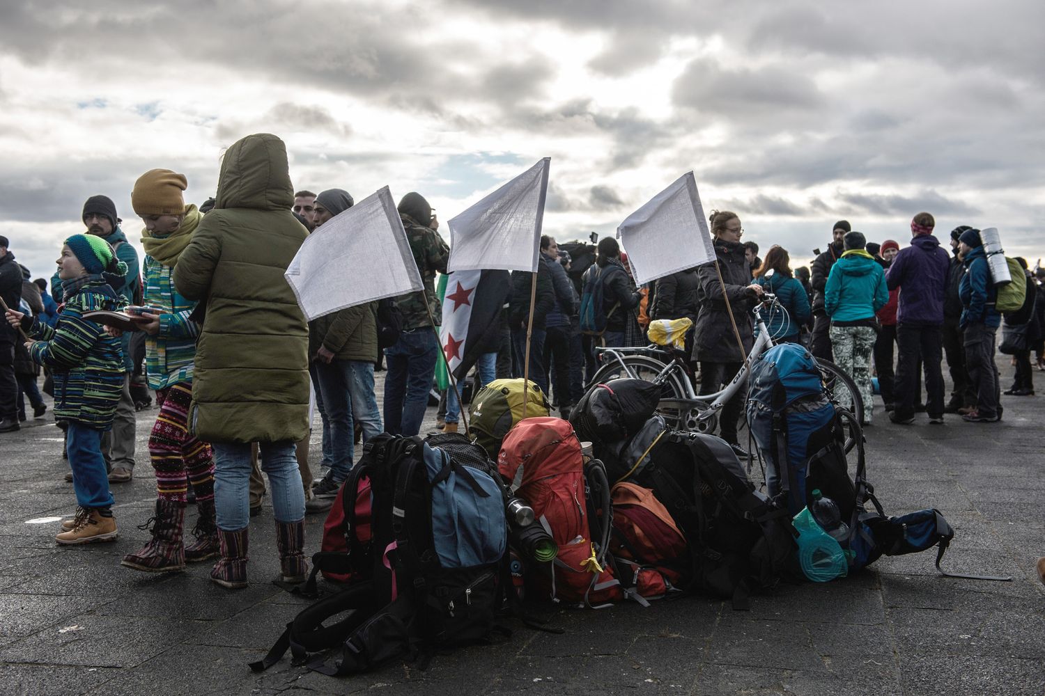 marcia di solidariet&agrave; per Aleppo (foto Afp)&nbsp;