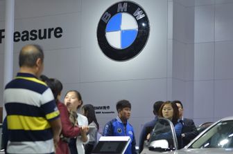 &nbsp;marchio Bmw - salone auto in Cina (Afp)