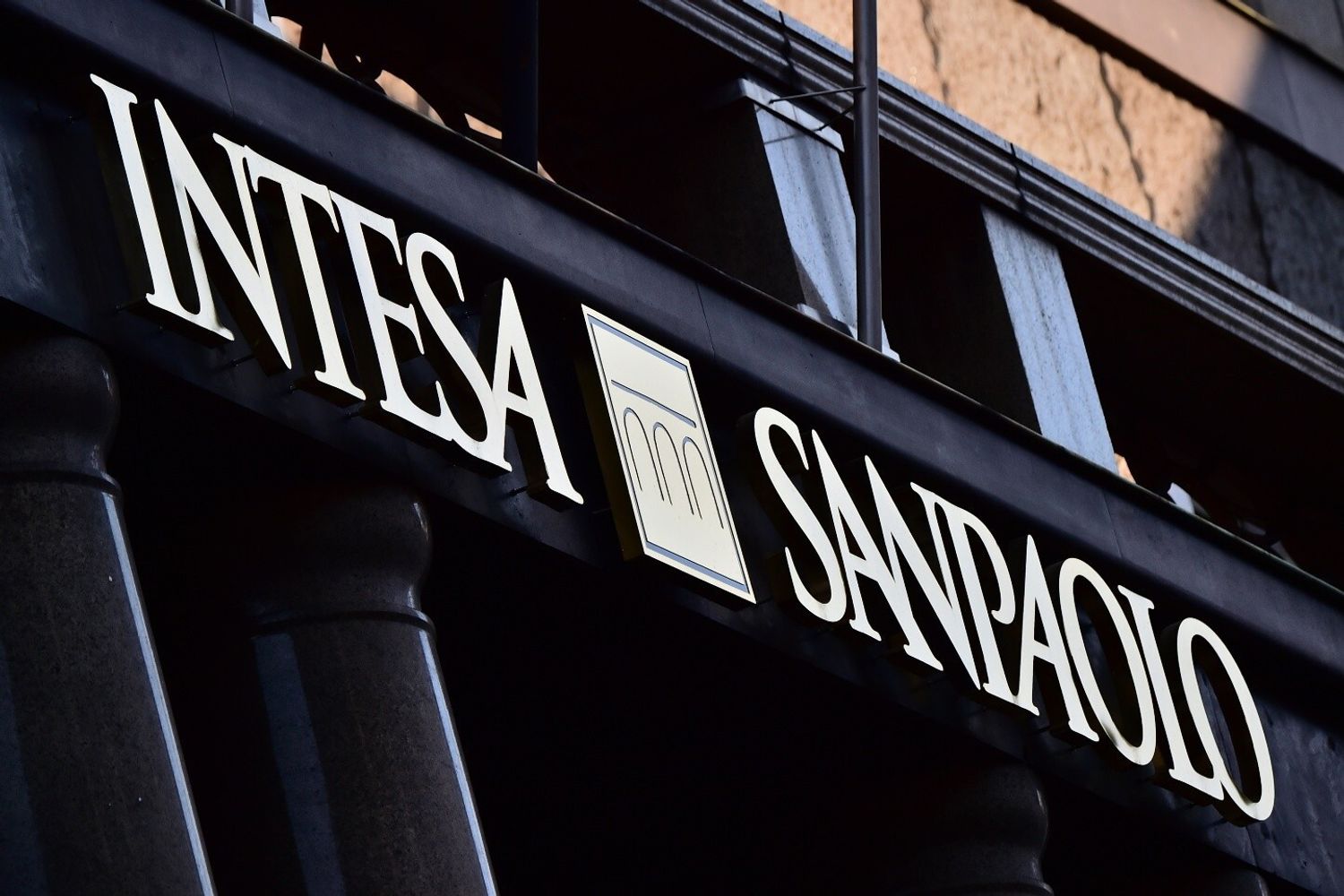 Intesa san paolo (afp)