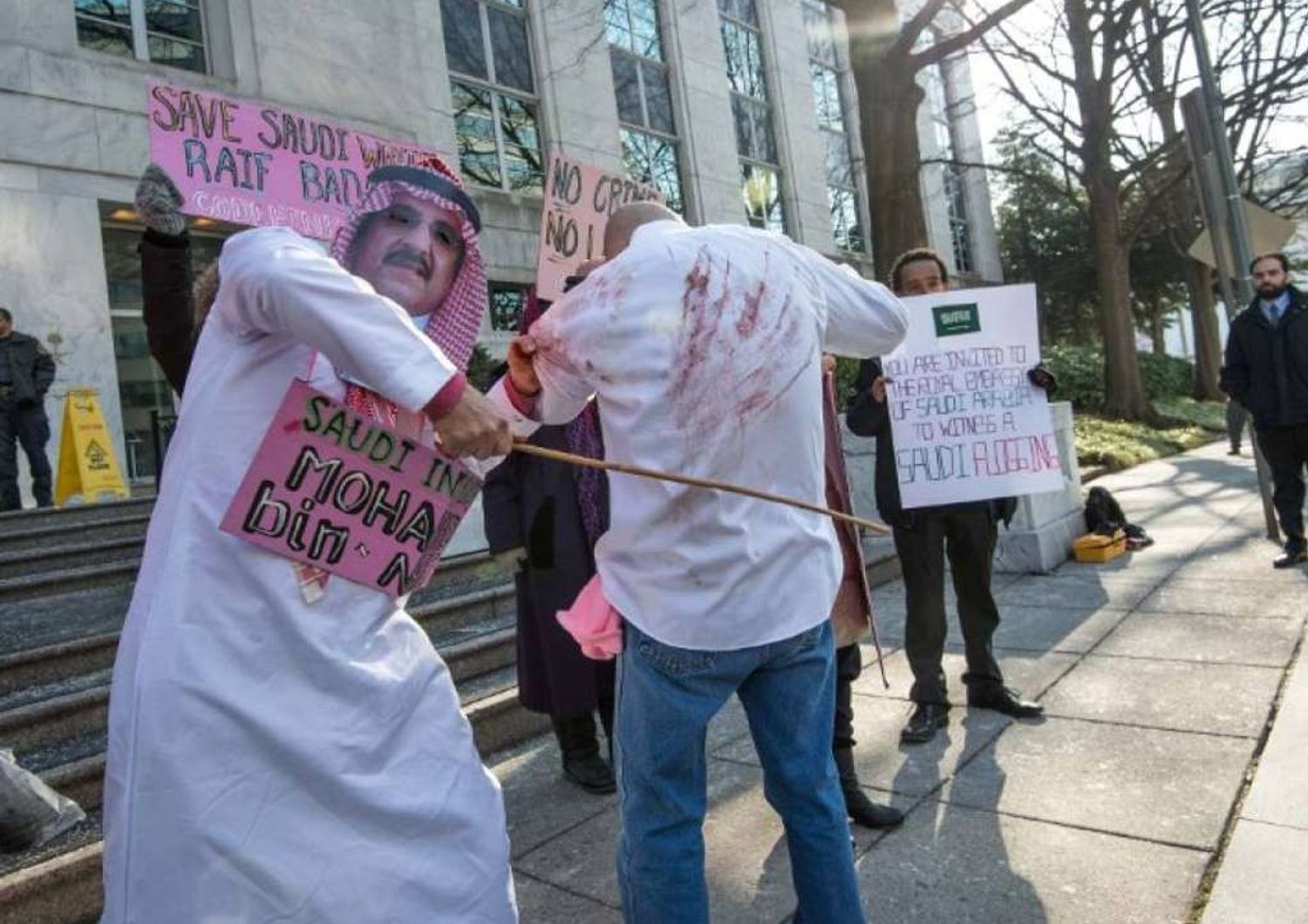 Arabia Saudita: altro che frustate, blogger rischia pena morte
