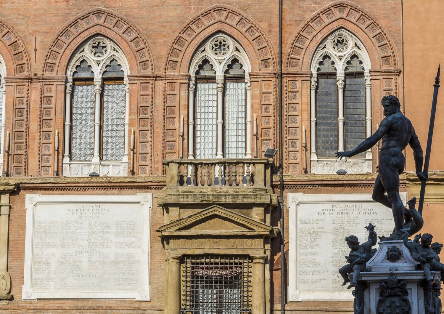 &nbsp;La statua del Nettuno a Bologna (AFP)