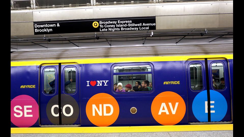 Il nuovo treno della Second Avenue Subway (Afp)