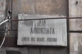 &nbsp;Via Annunziata sparatoria Napoli morta bima di 10 anni