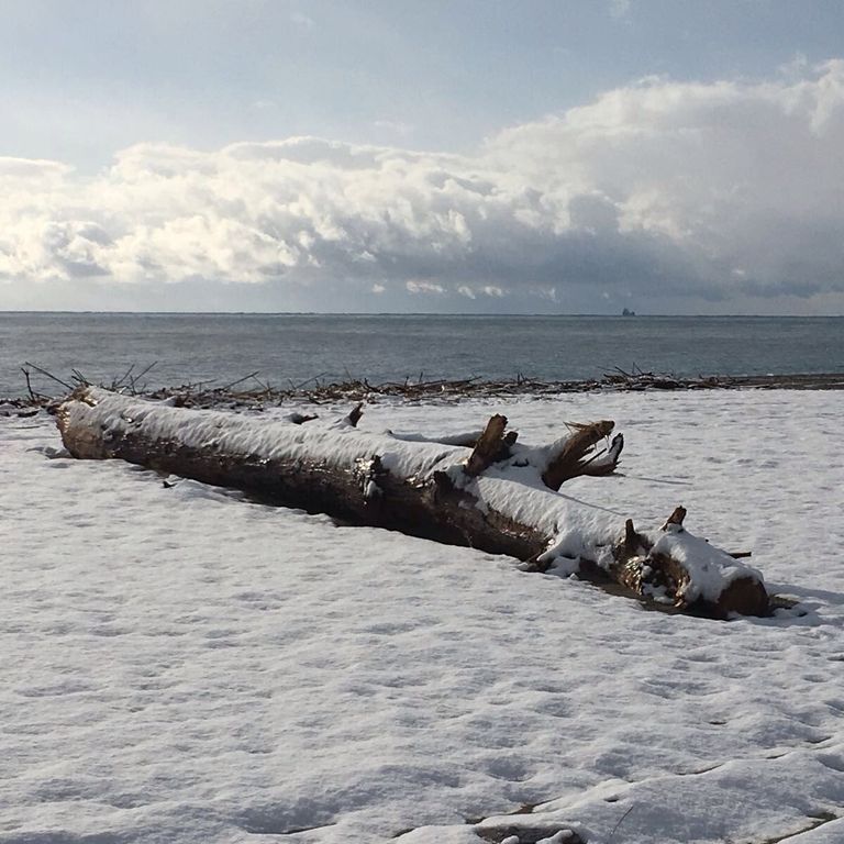 Spiaggia imbiancata a Giardini Naxos (Taormina)