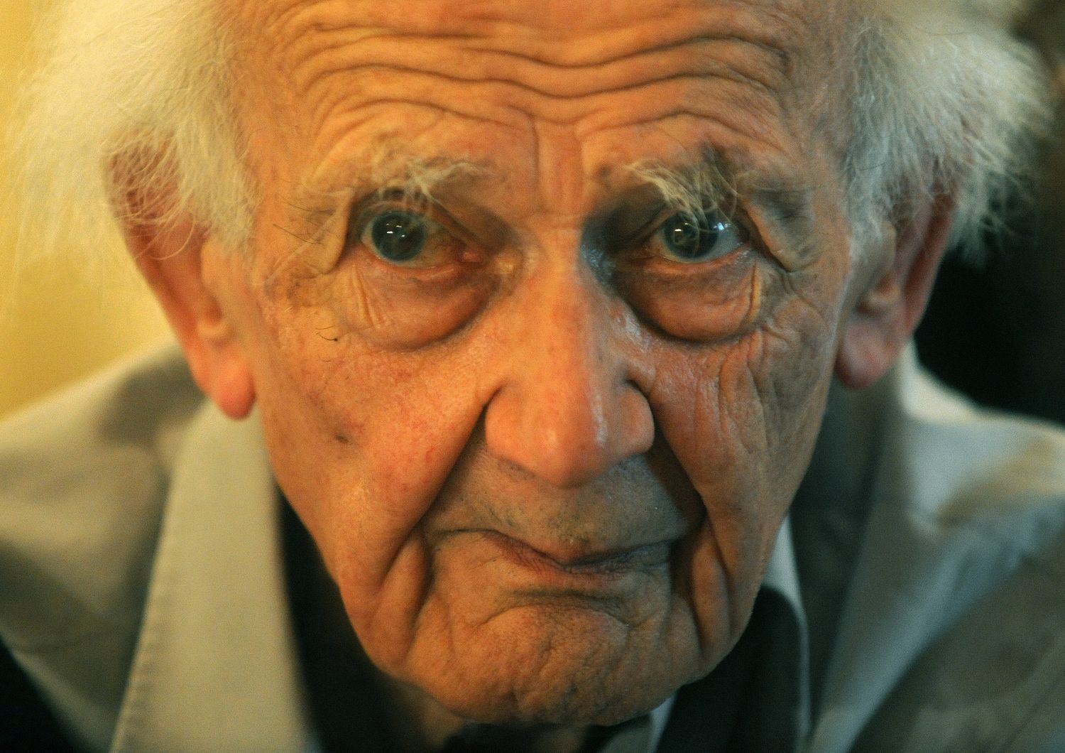 Zygmunt Bauman, morto a Leeds, dove viveva ed insegnava da tempo, all'et&agrave; di 91 anni (foto Afp)
