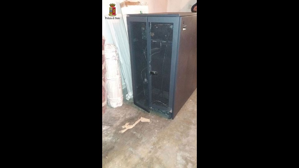 Operazione &quot;Eye Pyramid&quot;: la Polizia di Stato individua una centrale di cyberspionaggio
