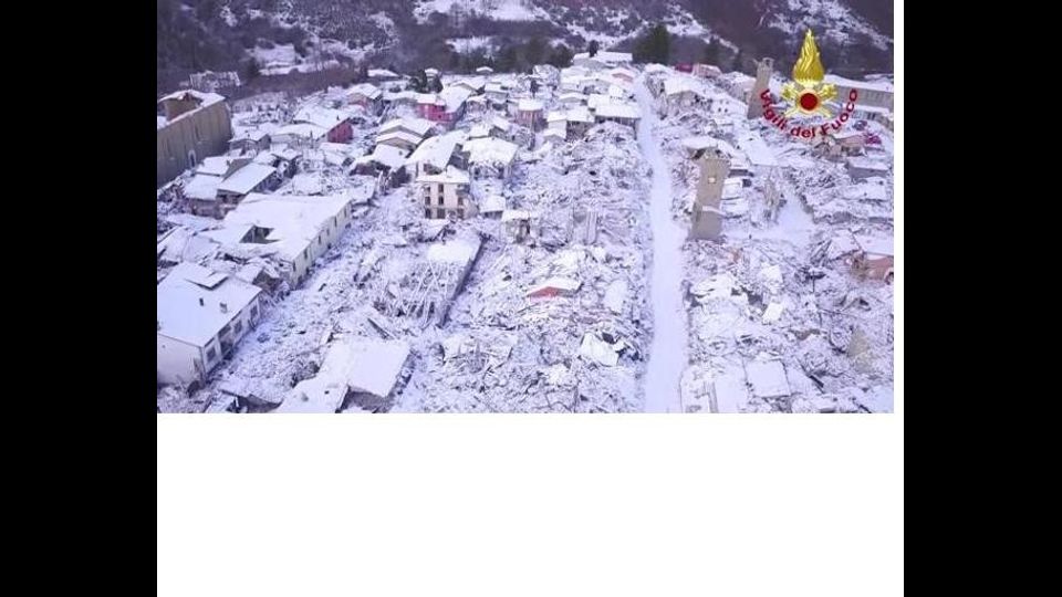 &nbsp;Un'immagine di Amatrice vista dall'alto (Vigili del Fuoco)