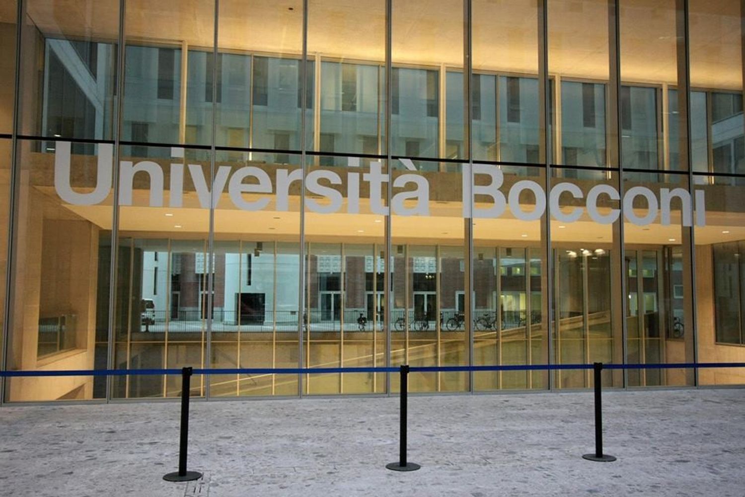 Bocconi universit&agrave; (foto Facebook)