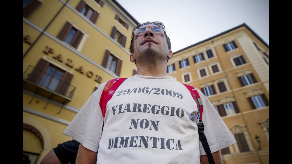 &nbsp; &nbsp;Viareggio, incidente ferroviario del 2009 (Agf)