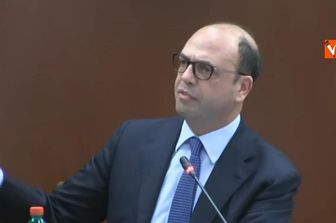 &nbsp;Angelino Alfano