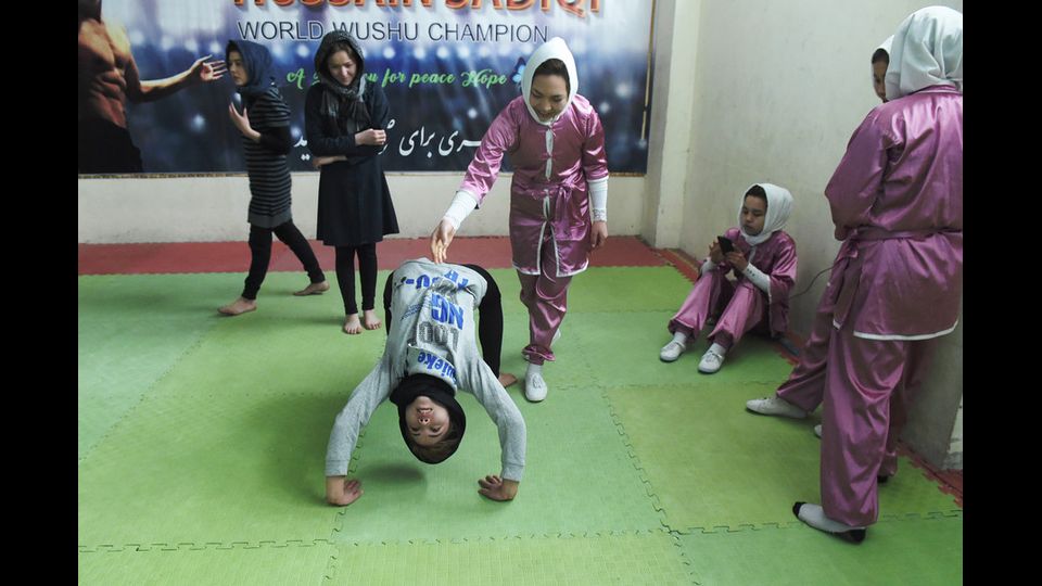 Il desiderio &egrave; di superare tutti gli ostacoli e le violenze che le donne devono subire in un paese conservatore come l&rsquo;Afghanistan. Un paese dove lo sport femminile non &egrave; certamente ben visto&nbsp;