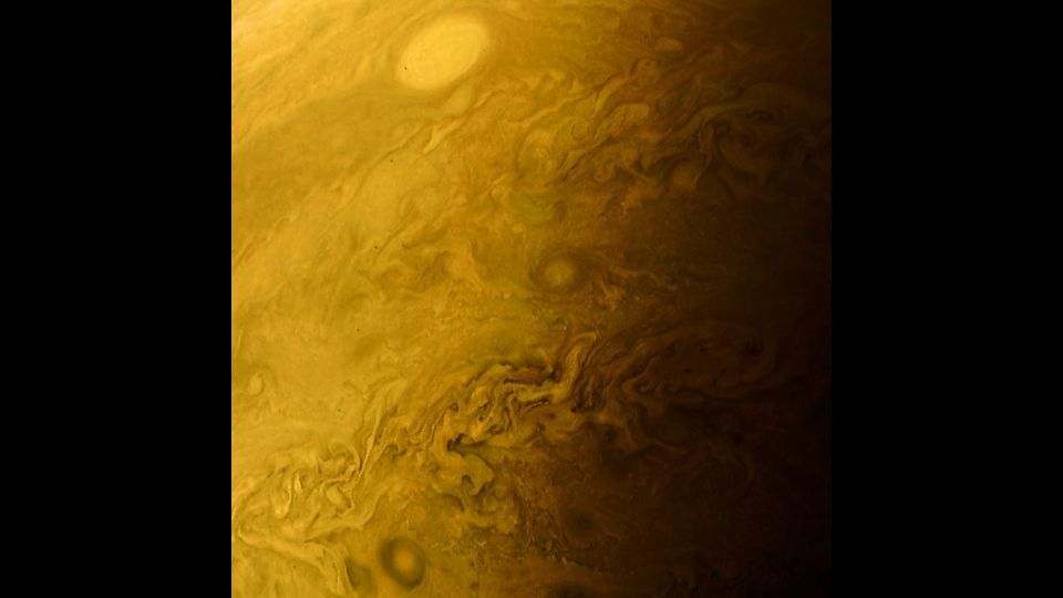 &nbsp;JunoCam | Mission Juno (https://www.missionjuno.swri.edu/junocam)