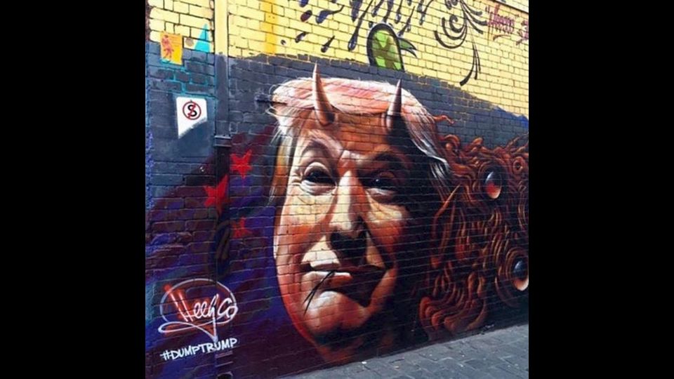 Corna e criniera rossa, per l&rsquo;artista mongolo Heesco, Trump &egrave; &ldquo;Impresidentabile&rdquo;. L&rsquo;opera si trova a Melburne dove Heesco vive oggi.