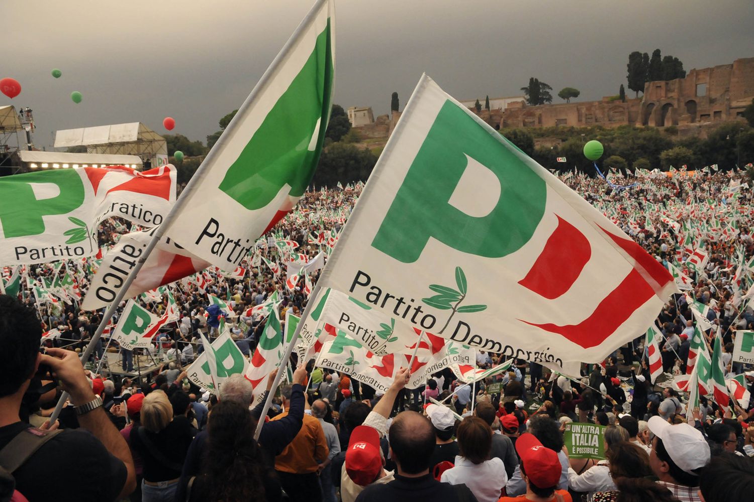La manifestazione al Circo Massimo del 2008La manifestazione nazionale del Pd al Circo Massimo dal titolo &quot;Salva l'Italia&quot; del 25 ottobre 2008 dove si raccolgono due milioni e mezzo di persone&nbsp;
