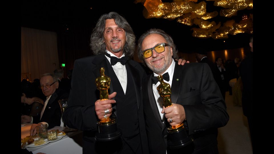 Alessandro Bertolazzi e Giorgio Gregorini premiati con l'Oscar per il miglior trucco per il film 'Suicide Squad' (Afp)&nbsp;