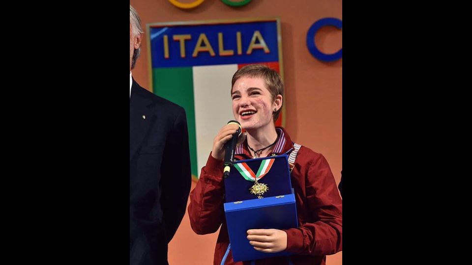 A dicembre 2016 Bebe Vio riceve&nbsp;il Collare d'oro al merito sportivo, massima onorificenza del Coni.