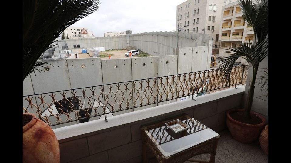 The Walled off Hotel / Banksy &nbsp;