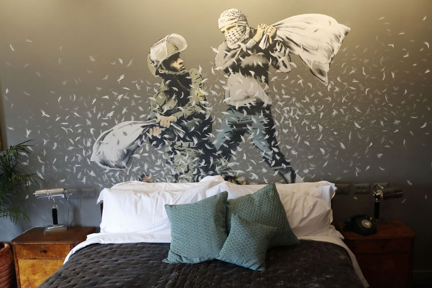 The Walled off Hotel / Banksy &nbsp;