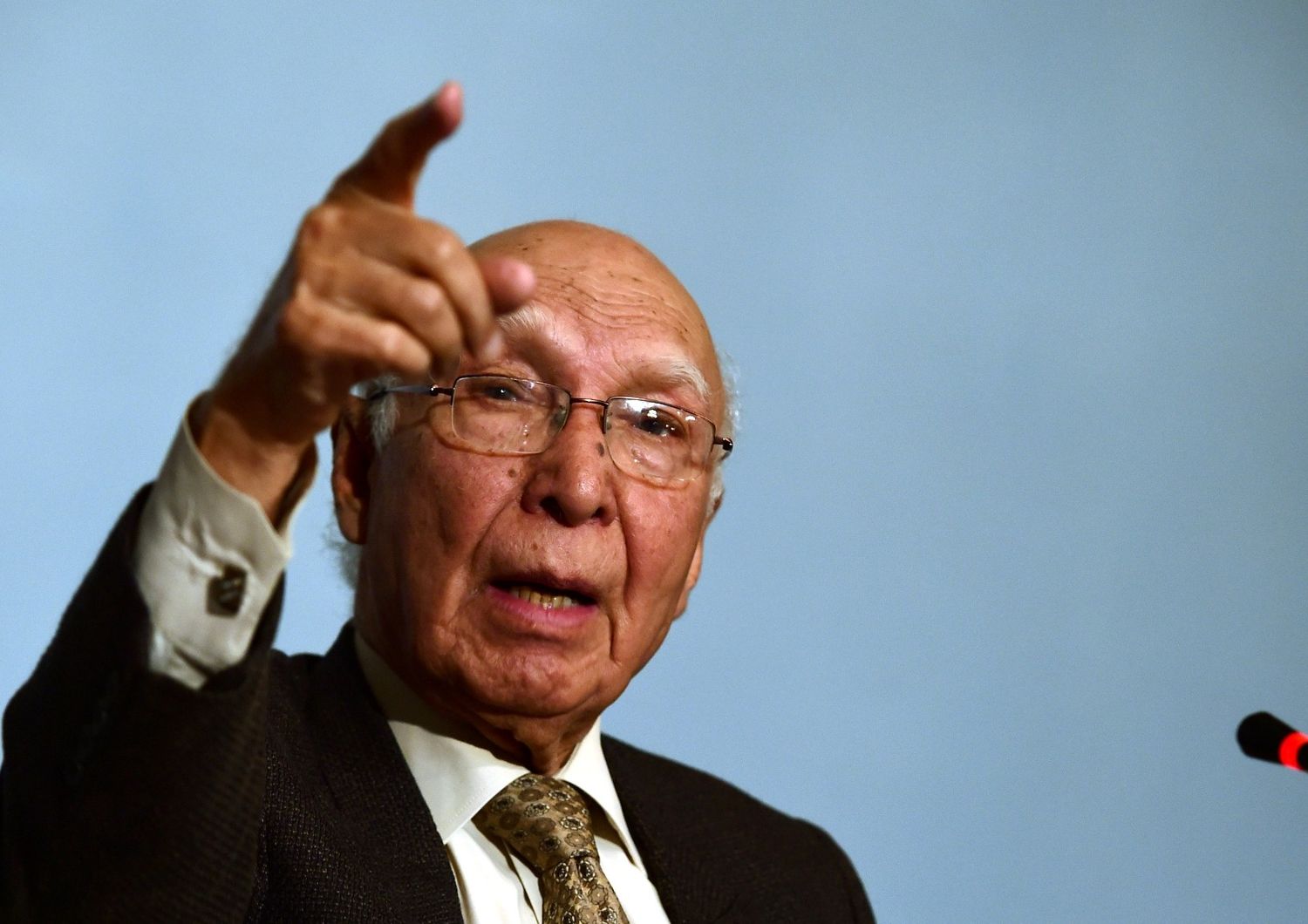 Pakistan - Sartaj Aziz, consigliere del premier (Afp)