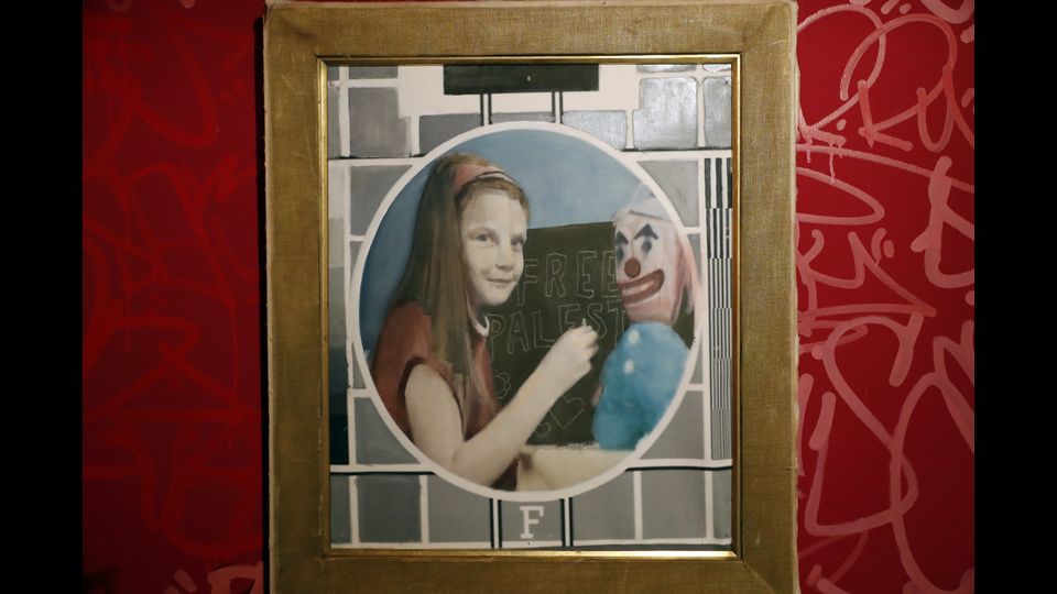 &nbsp;The Walled Off Hotel/Banksy