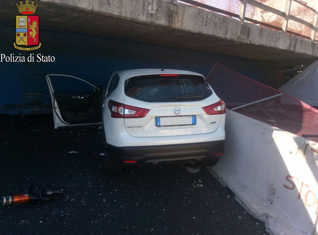 &nbsp; Crollo ponte A14 (Foto Polizia di Stato)