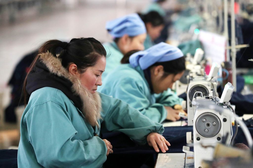 Industria cinese (Afp)