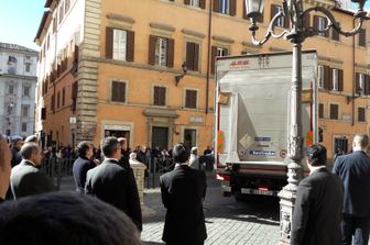 &nbsp;L'arrivo del Torso del Belvedere in Senato e sar&agrave; esposto in Sala Nassiriya