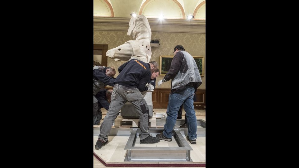 &nbsp;Il Torso del Belvedere all'interno del Senato
