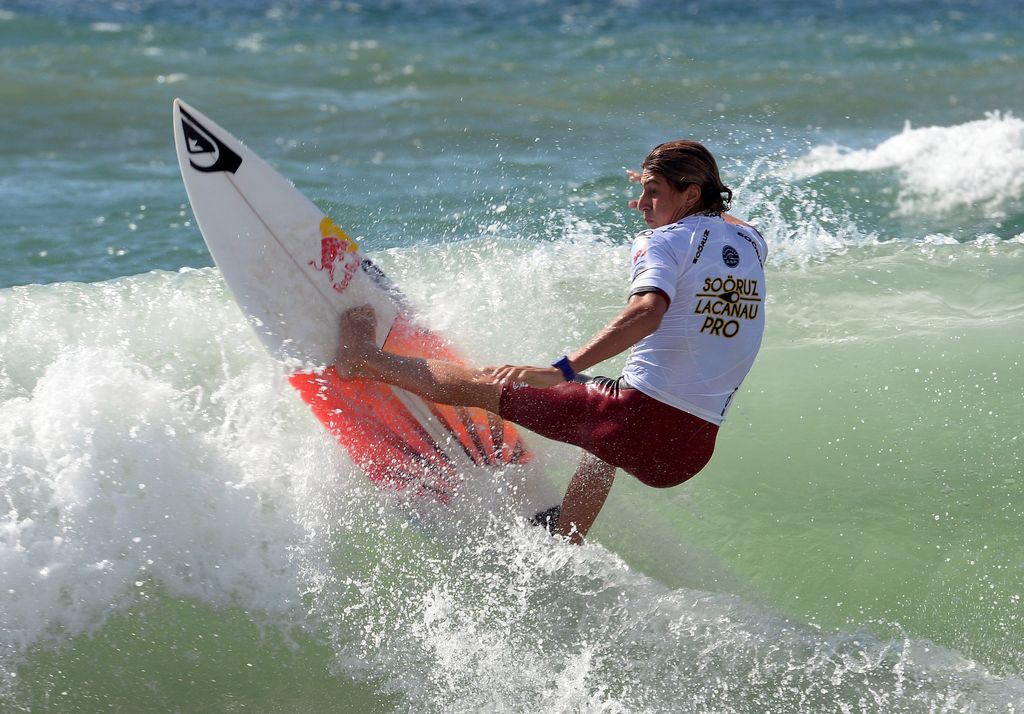 Leonardo Fioravanti, campione di surf - foto Afp