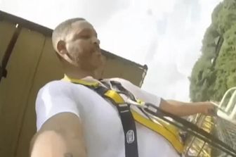 &nbsp;Will Smith bungee jumping