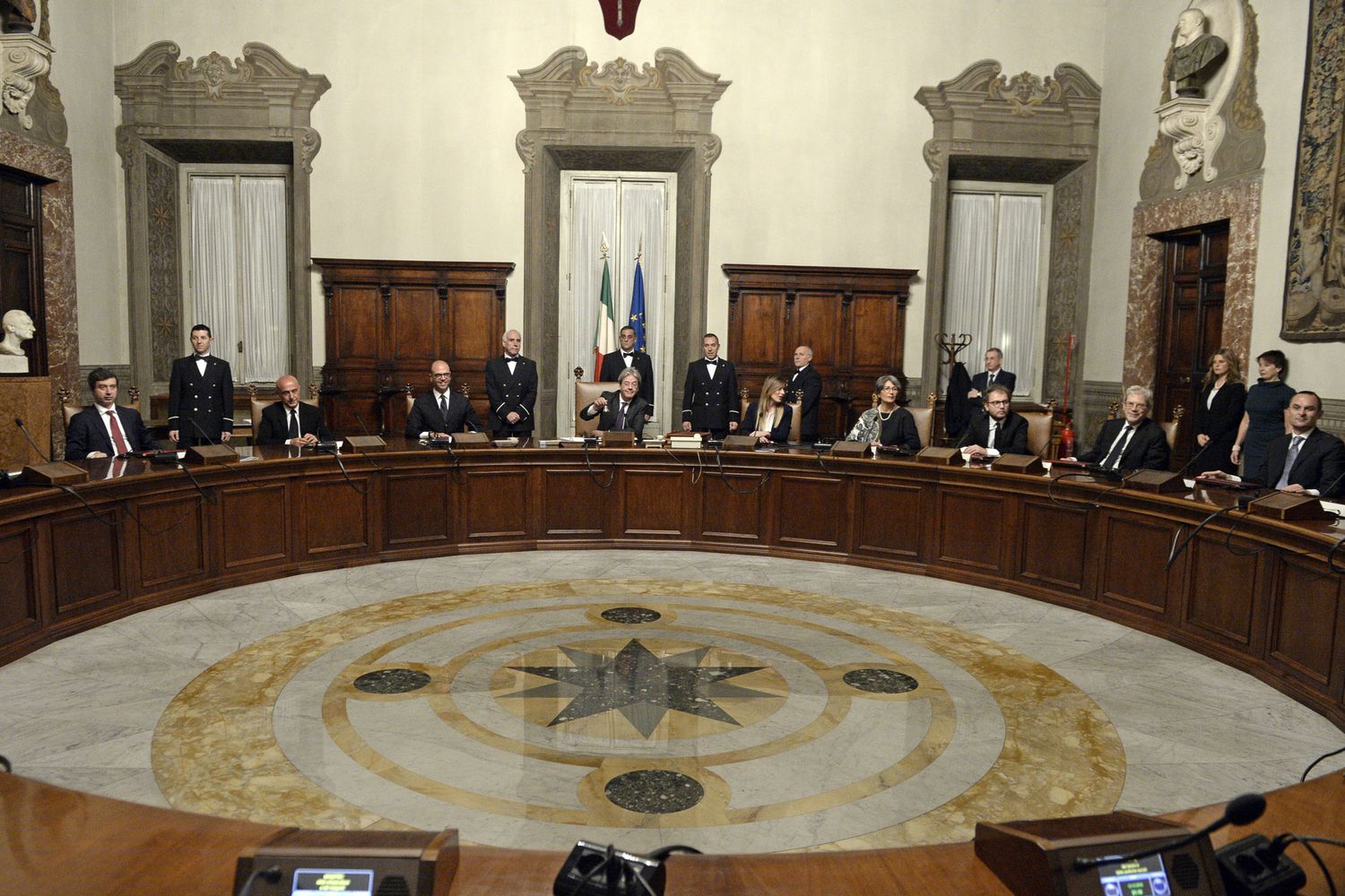 PAOLO GENTILONI PRESIEDE IL PRIMO CONSIGLIO DEI MINISTRI (Imagoeconomica)&nbsp;