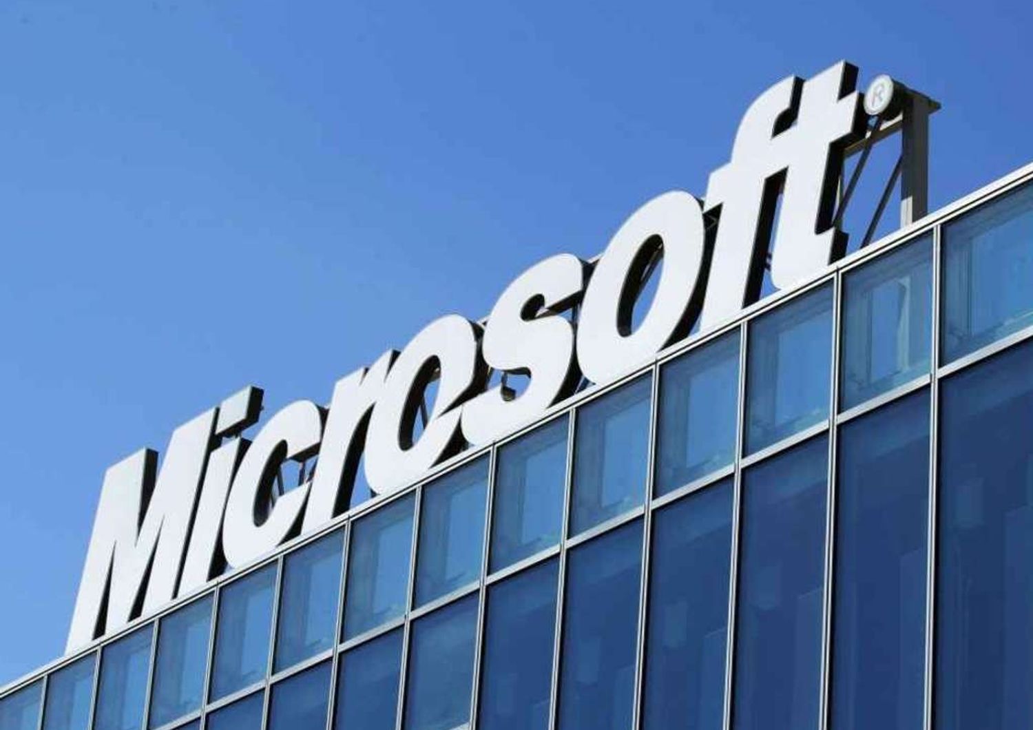 Microsoft to cut 18, 000 jobs next year