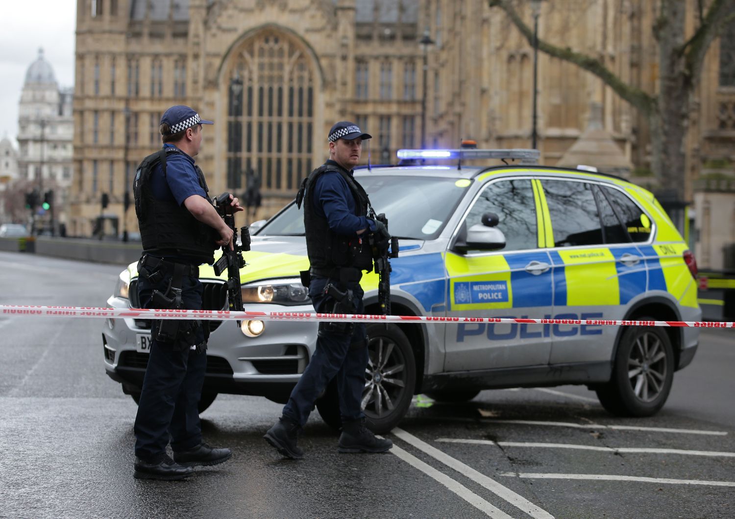 &nbsp;Attacco terroristico a Londra, paura a Westminster (Afp)