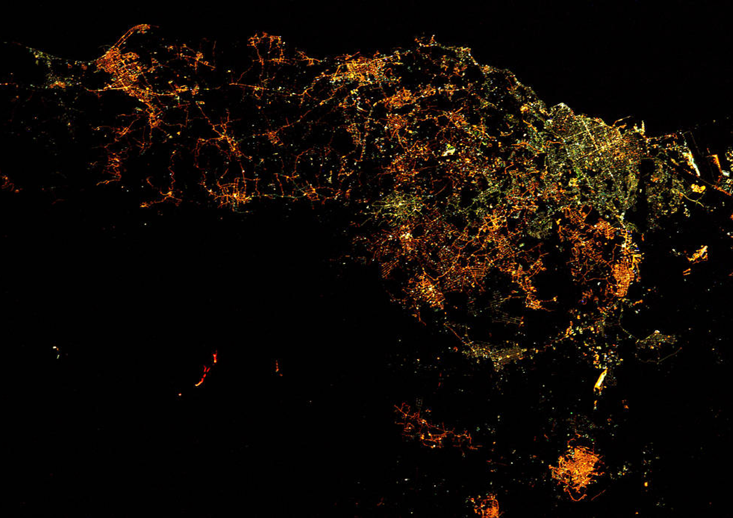 Come si vede l&#39;eruzione dell&#39;Etna dallo spazio