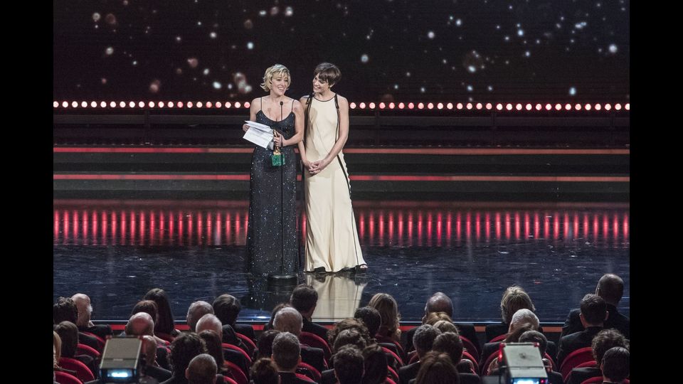 Valeria Bruni Tedeschi con Micaela Ramazzotti protagoniste del film &quot;La pazza gioia&quot; di Paolo Virz&igrave; (Afp)