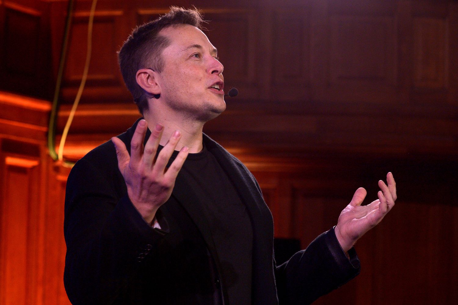 &nbsp;Elon Musk ad una conferenza nel 2015