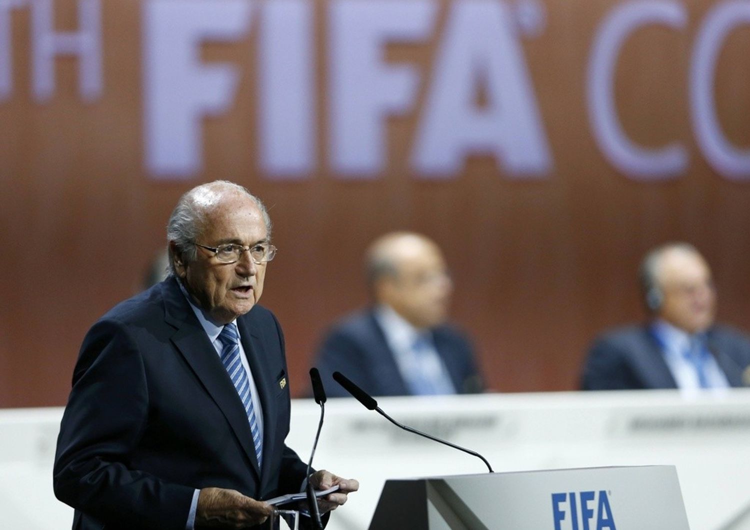 Tangenti: Blatter assolve la Fifa, "Colpevoli sono gli individui"