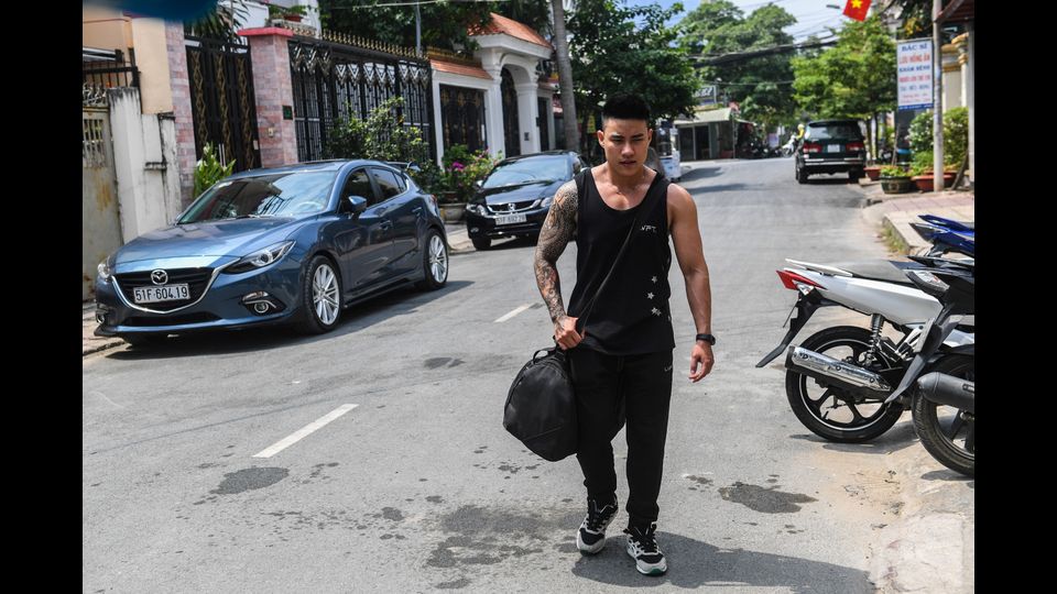 Per competere con gli uomini dovrebbe cambiare sesso anche sulla carta di identit&agrave;. Cosa non permessa dalla legge vietnamita, tranne per alcuni casi. Ma non &egrave; chiaro quali siano i casi scelti. &nbsp;&nbsp;(afp)&nbsp;