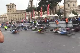 &nbsp;Maratona Roma la partenza della gara handbike