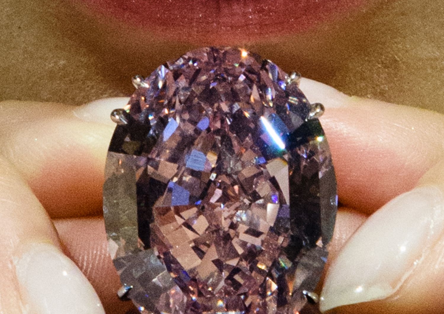 Ecco il diamante da record: il &#39;Pink Star&#39; in asta a 71,2 milioni