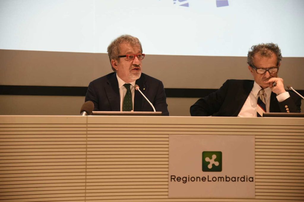 Il presidente della Lombardia, Roberto Maroni, e il condirettore dell'Agi, Marco Pratellesi, all'Italian Investment Showcase