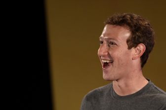 Censura, bufale e voto online. 6 cose notevoli dette da Zuckerberg in una lunga intervista