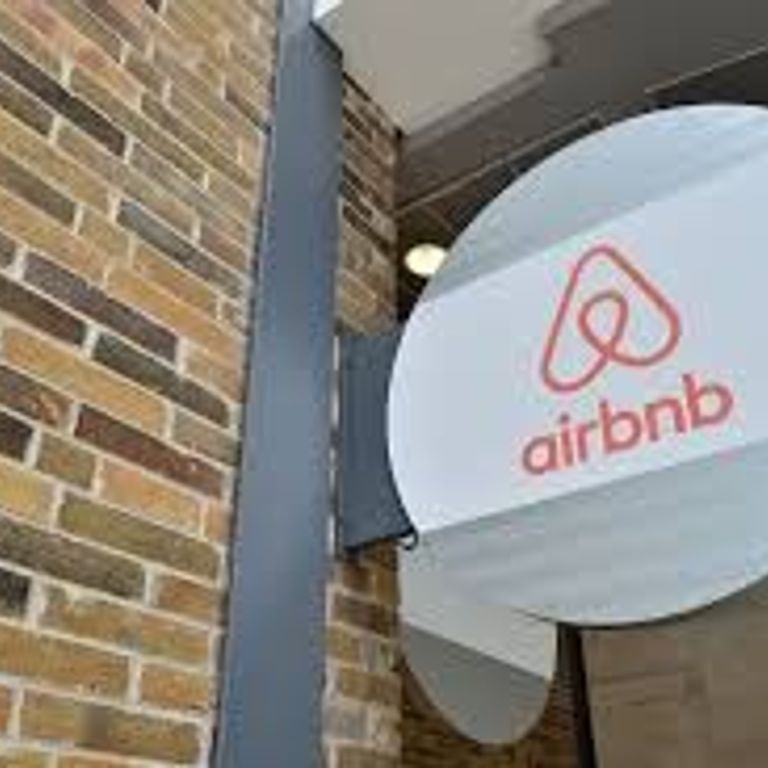 Airbnb&nbsp;