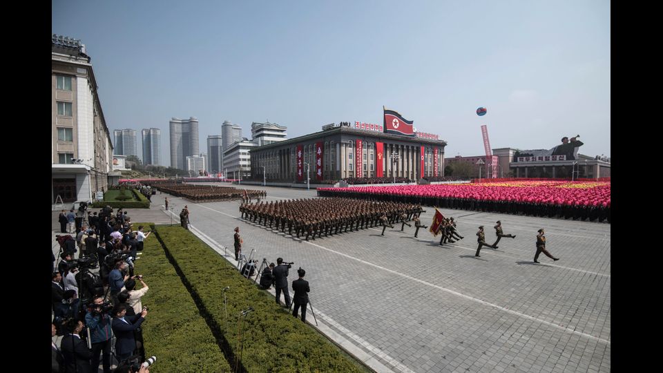 Kim Il-Sung &egrave; il fondatore della Repubblica Democratica della Nord Corea e presidente dal 1948 alla sua morte, l'8 luglio 1994 (segue)