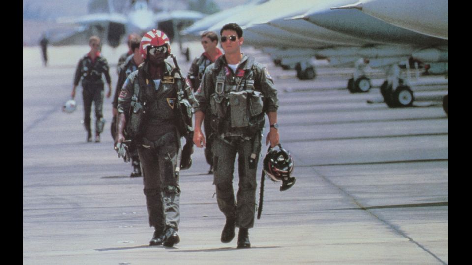 Nel 1985 i membri dell'equipaggio e gli aerei F-14 Tomcat parteciparono alle riprese di alcune scene del celebre film 'Top Gun' con Tom Cruise.&nbsp;(foto Afp)