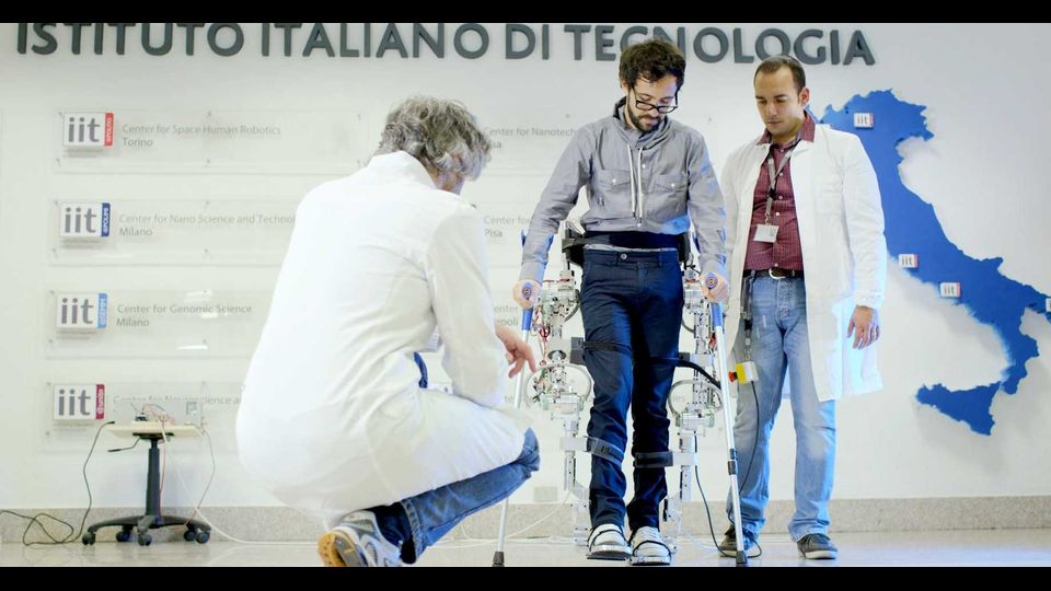 La &quot;fuga di cervelli&quot; dal nostro Paese pu&ograve; essere evitata e si possono anche recuperare tanti giovani che si sono trasferiti all'estero, come dimostra L'Istituto Italiano di Tecnologia (Iit). Lo staff complessivo della fondazione conta poco meno di 1.400 ricercatori, il 90% del personale. Il 45% proviene da 58 Paesi stranieri e, di questi, oltre 100 sono di nazionalit&agrave; italiana.&nbsp;