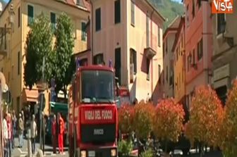 &nbsp;Casa in fiamme