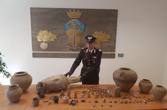 &nbsp;Sequestro beni archeologici carabinieri marcianise