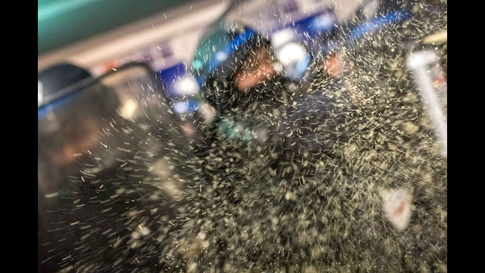 Manifestanti protestano in Place de la Bastille e in place de la Republique (Afp)