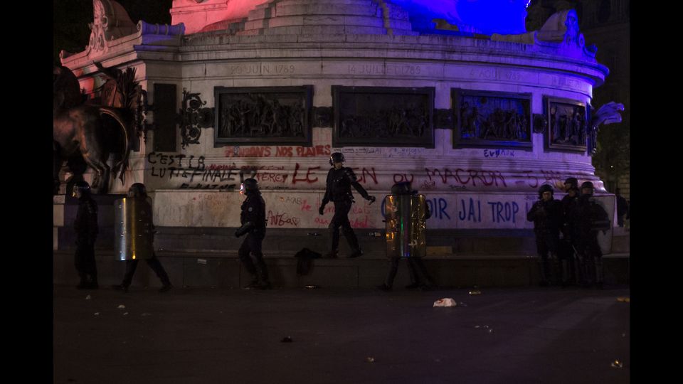 &nbsp;Scontri a Parigi(Afp)